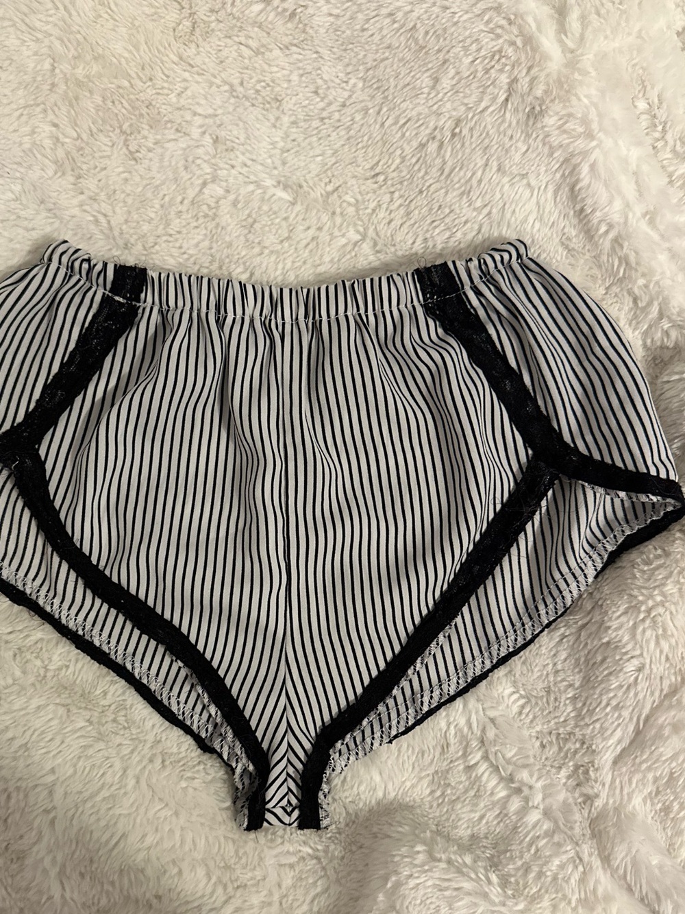 Goth Striped Lounge Wear Women's Pajama Sleep Shorts- Black & White - Picture 2 of 3